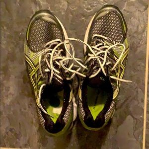 Men’s ASICS running shoes